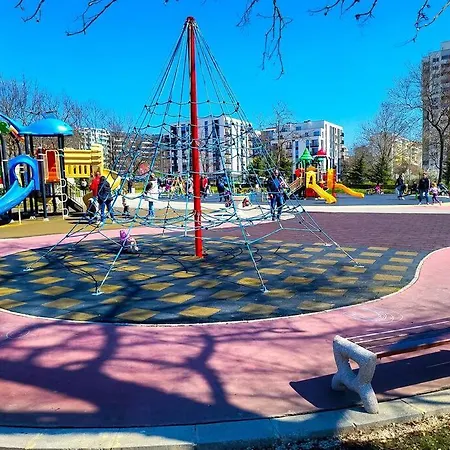 Apartment Petroviart With Free Parking & Ev Charger *